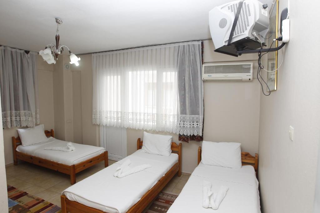 Vardar Pension Hotel Selçuk Bilik gambar